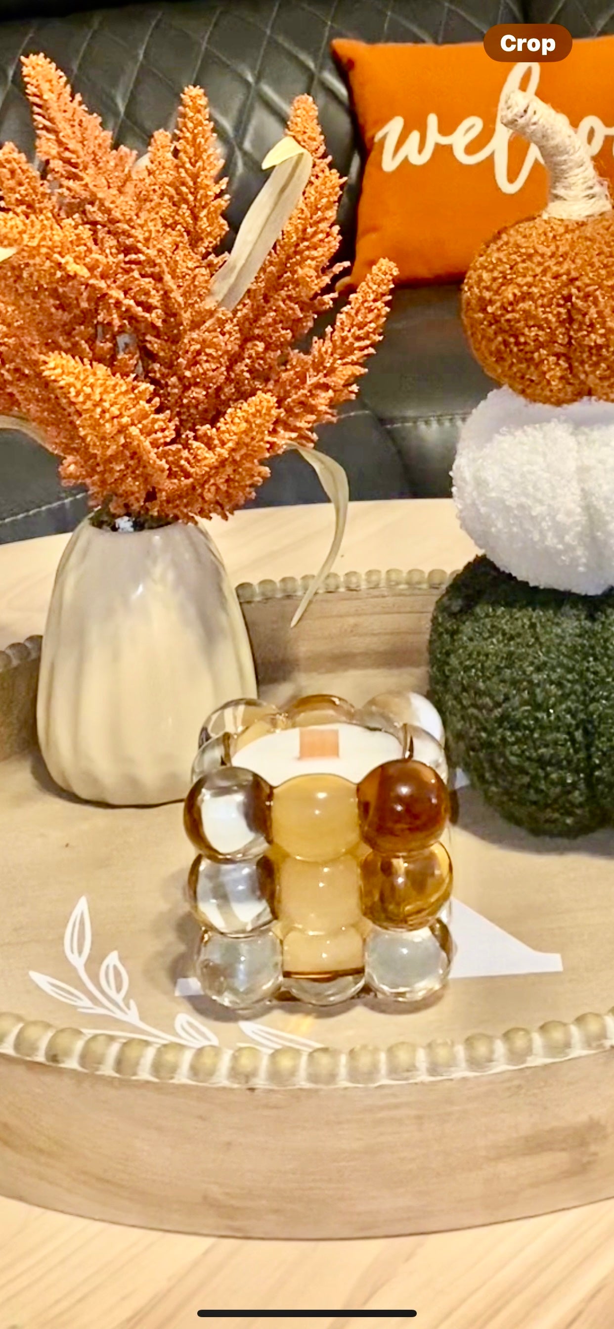 Indulge in the delightful scent of pumpkin spice with our new fall candles 🍂🧡